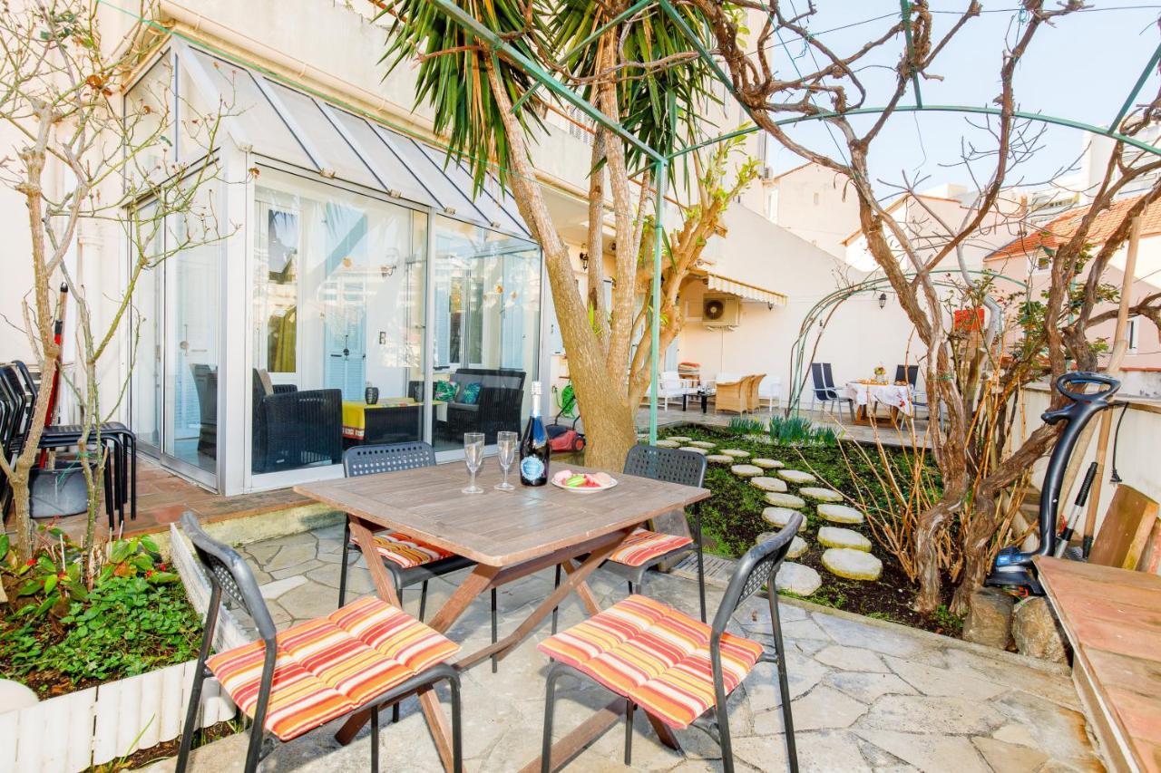 Little Garden Yourhosthelper Cannes Zewnętrze zdjęcie